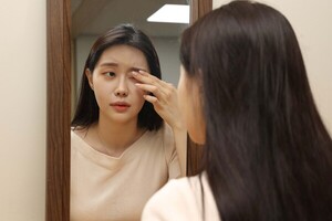 미세먼지에 꽃가루 분분하게 날리는 봄날…알레르기 결막염에 괴롭다