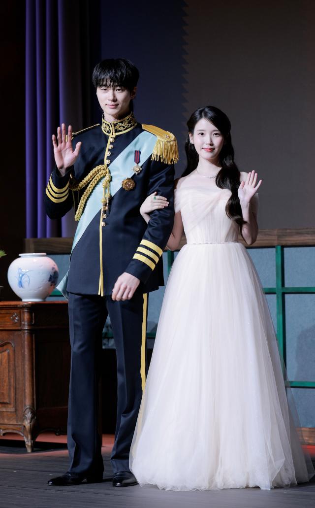'21세기 대군부인' 역사 왜곡 논란에 '역사 1타 강사' 입 열었다