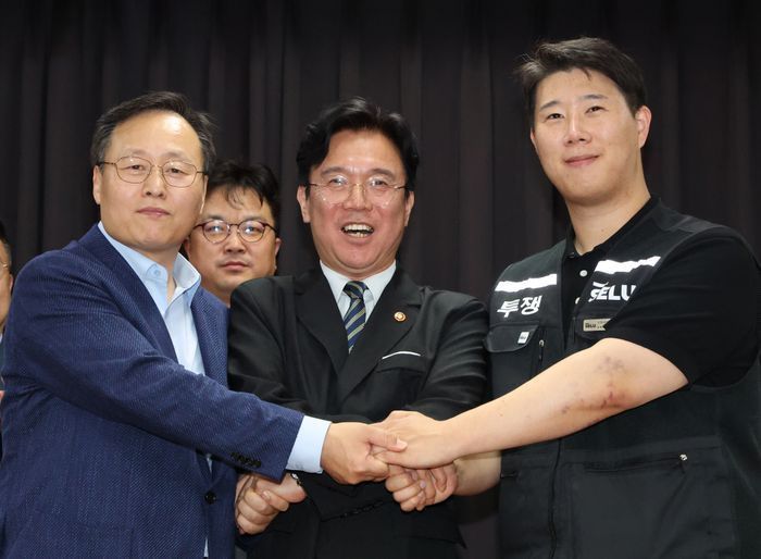 [일지] 총파업 위기 넘긴 삼성전자…노사 합의에도 '성과급 후폭풍'