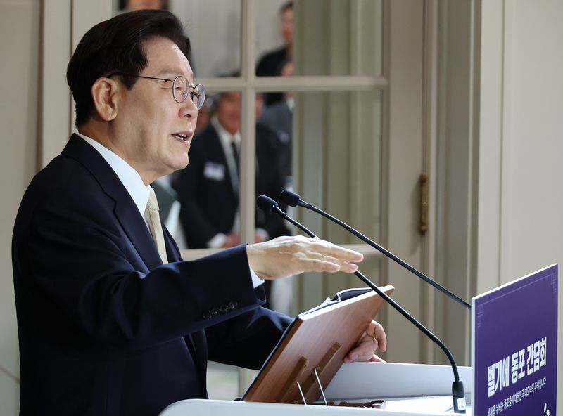 농어촌기본소득 영구도입 확정? 이재명 대통령, 15만 원 지급액 상향 시사 농어촌기본소득 영구도입 확정? 이재명 대통령, 15만 원 지급액 상향 시사