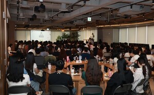 스타벅스 전 임직원, 역사 인식·사회적 감수성 교육…정용진 회사도 이...