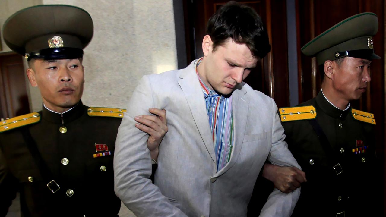 미국 법원, 웜비어 유족에 북한 동결자금 260억 원 지급 명령